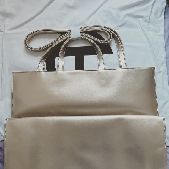 Telfar Large Shopping Tote - Gold - Picture 2 of 4
